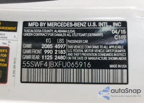 2015 Mercedes-Benz C 300 z USA, uszkodzony, nr VIN 55SWF4JBXFU065916